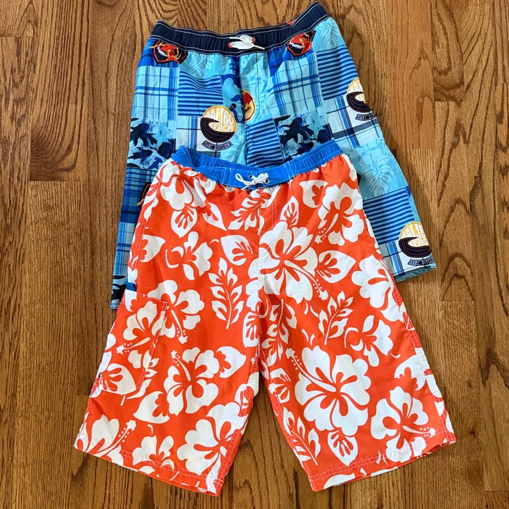 Set of 2, Hanna Andersson / Old Navy boys swim trunks m
